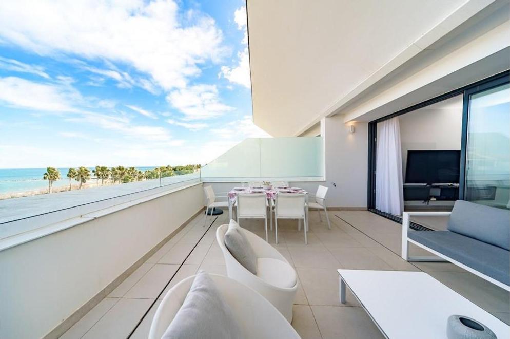 Appartamento Luxury Duplex Penthouse Dénia Esterno foto